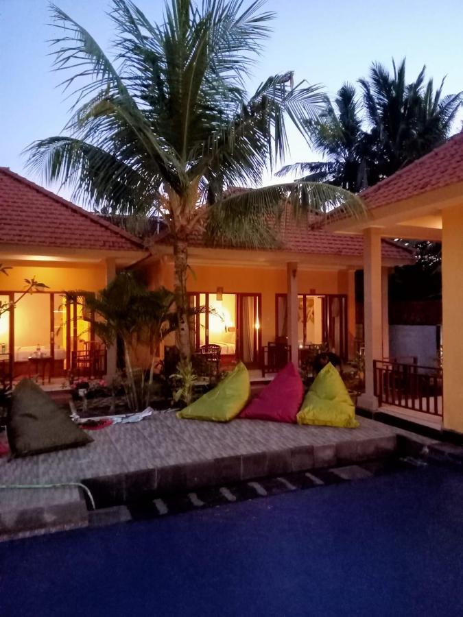 Yellow Bridge Guest House Нуса Лембонган Екстериор снимка