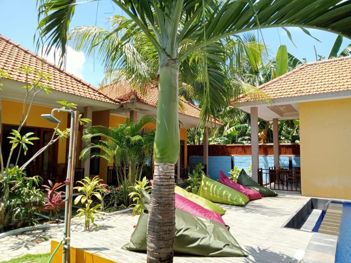 Yellow Bridge Guest House Нуса Лембонган Екстериор снимка